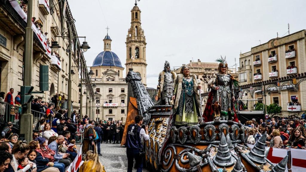 Las fiestas de Moros y Cristianos de Alcoy.