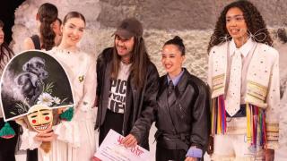 Dos hermanos coruñeses triunfan en la Mostra de Encaixe de Camariñas.