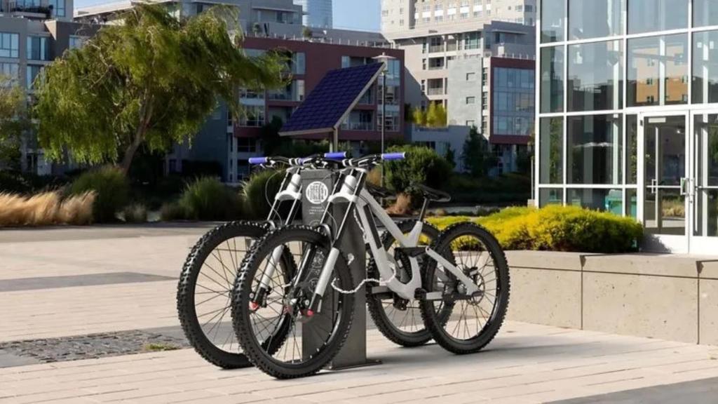 El dispositivo V-Lock con dos bicicletas.