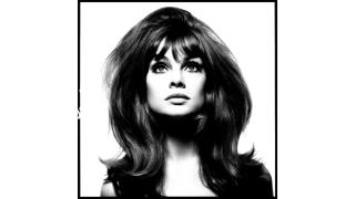 David Bailey’s Changing Fashion.