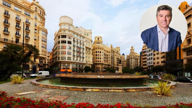 Ricardo Gulias, experto en hipotecas, en un montaje.