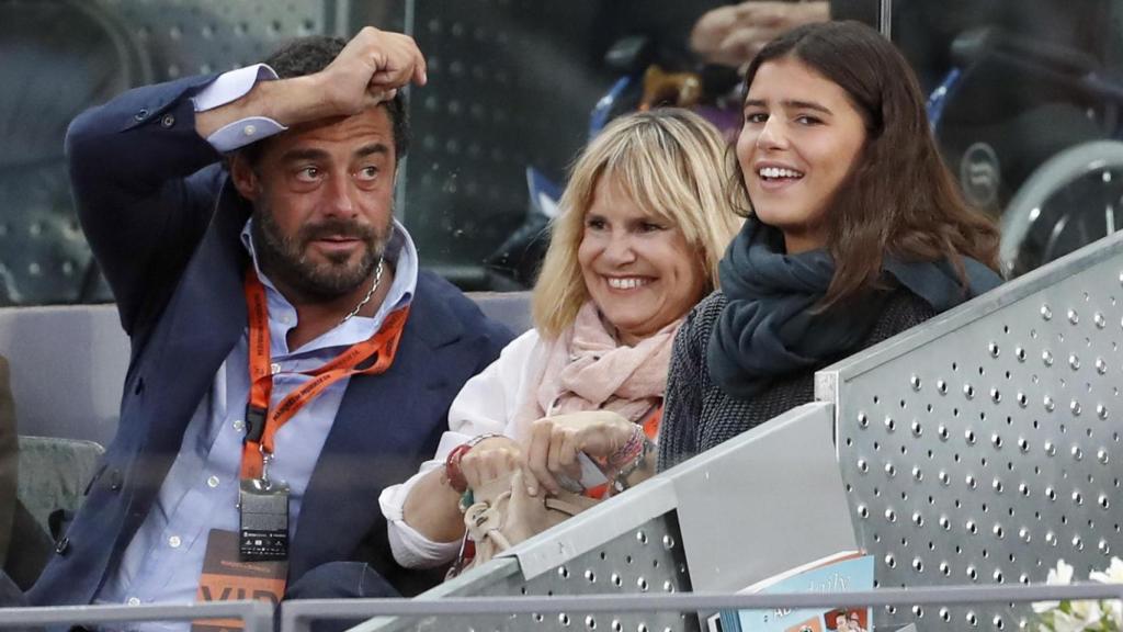 Vicente Dalmau, con Eugenia Martínez de Irujo, y su hija Tana Rivera, en la Masters Series Madrid, en 2019.
