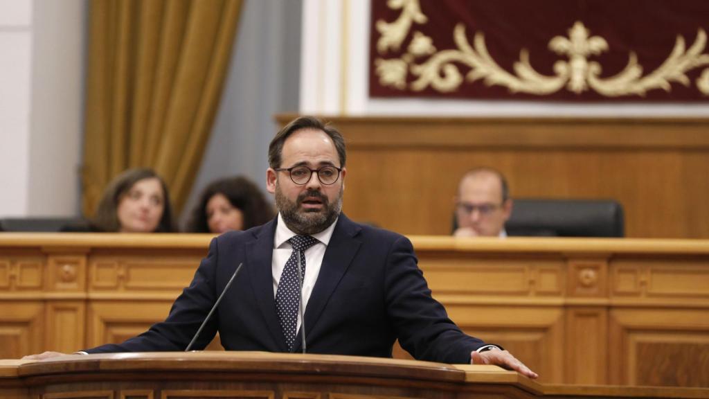 Núñez en su intervención en las Cortes regionales.