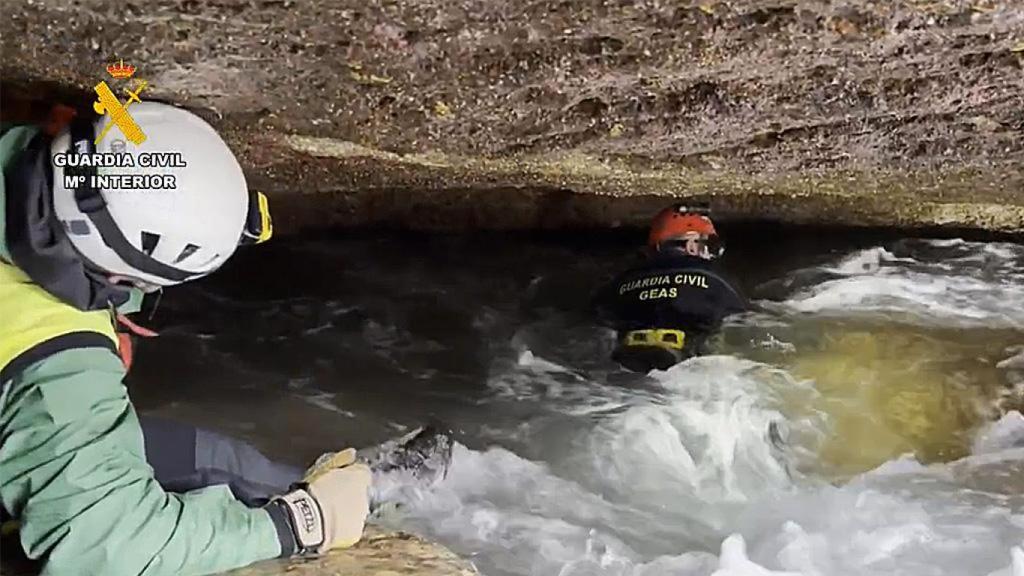 Labores de búsqueda del guardia civil desaparecido en Cantabria