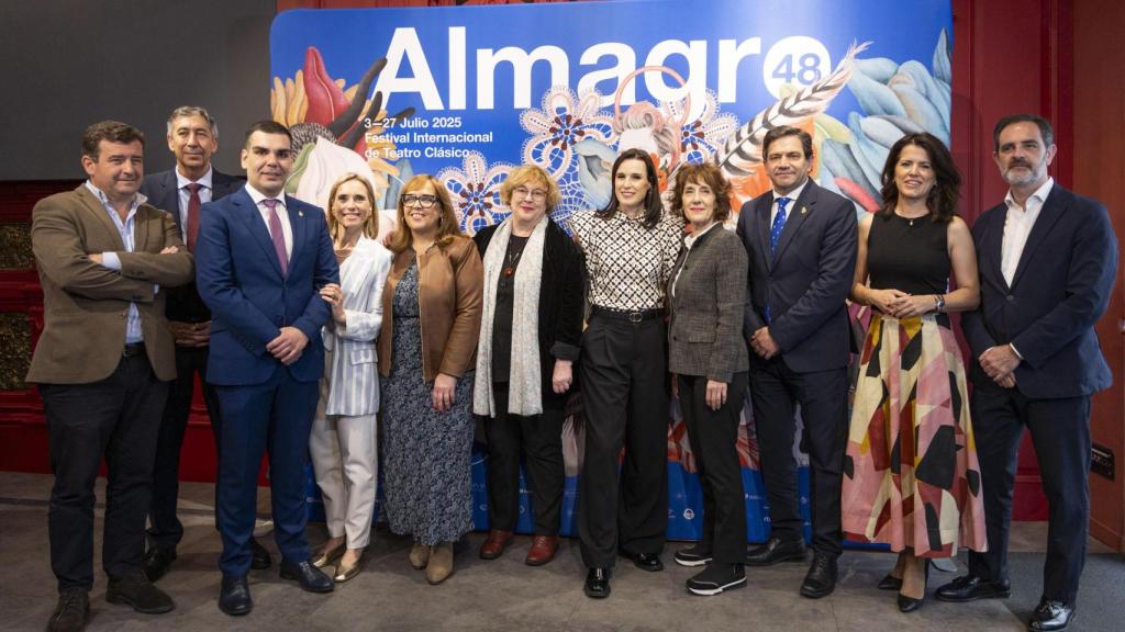 Los organizadores del festival durante la presentación en el Teatro de la Comedia. Foto: Almagro 48