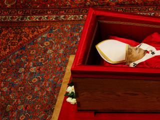 El Papa Francisco, en la basílica de San Pedro.