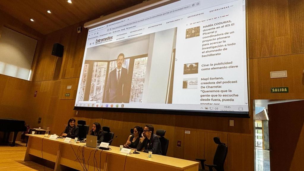 Acto del décimo aniversario de ‘Entremedios’