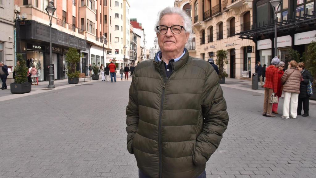 Santos García Catalán en la calle Santiago de Valladolid