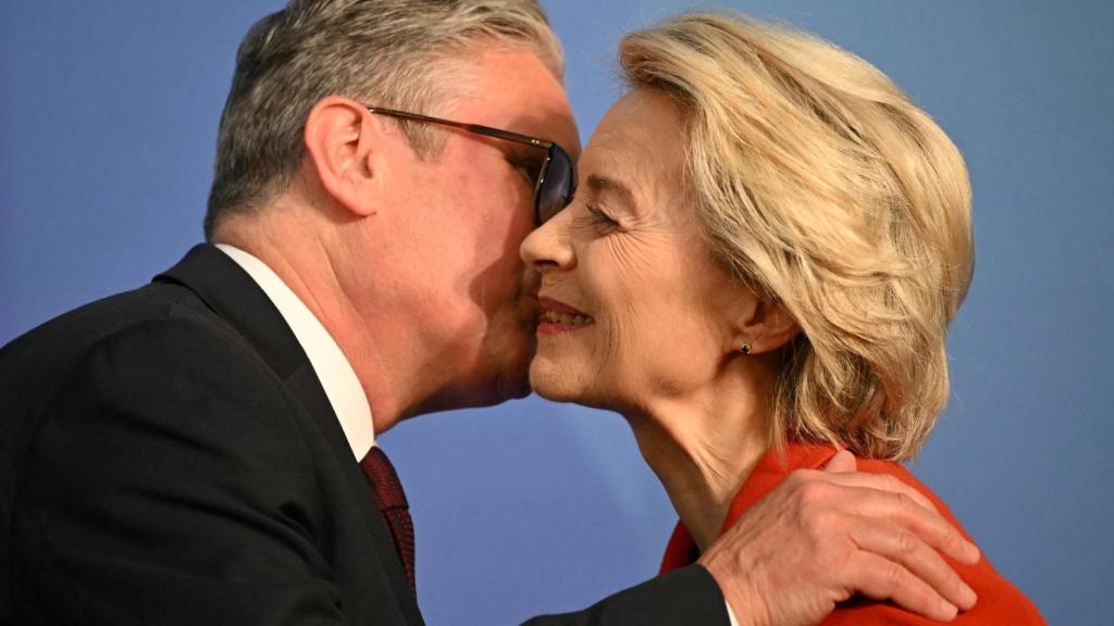 Von der Leyen y Starmer, ayer, en Londres.