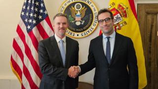 Carlos Cuerpo con el responsable de Comercio de EEUU, Jamieson Greer.