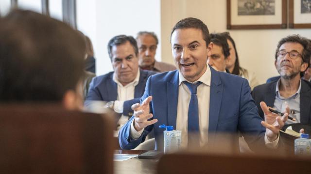 Juan Lobato en la presentación del think tank La Plaza del Círculo.