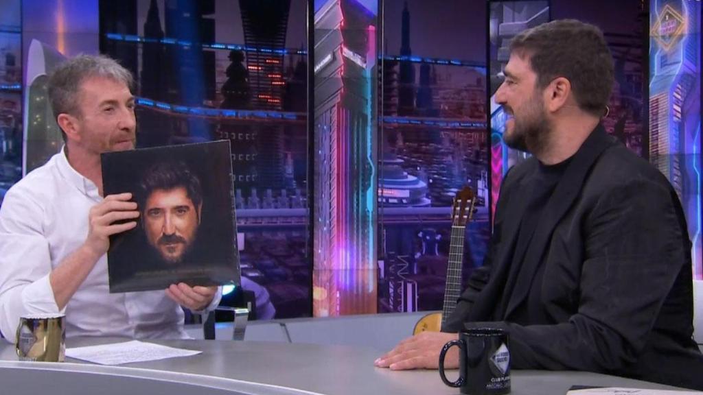 Pablo Motos y Antonio Orozco en 'El Hormiguero'.