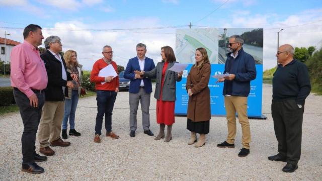 Visita al aparcamiento de Lestedo, en Boqueixón.