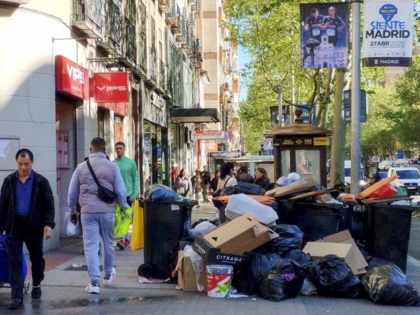 Acumulación de la calle de Bravo Murillo, en Madrid, durante la huelga.