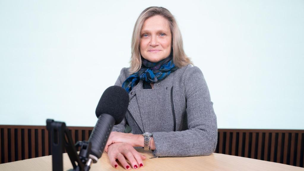 Cristina Cuadrado ante el micro en 'Arréglate que nos vamos'.