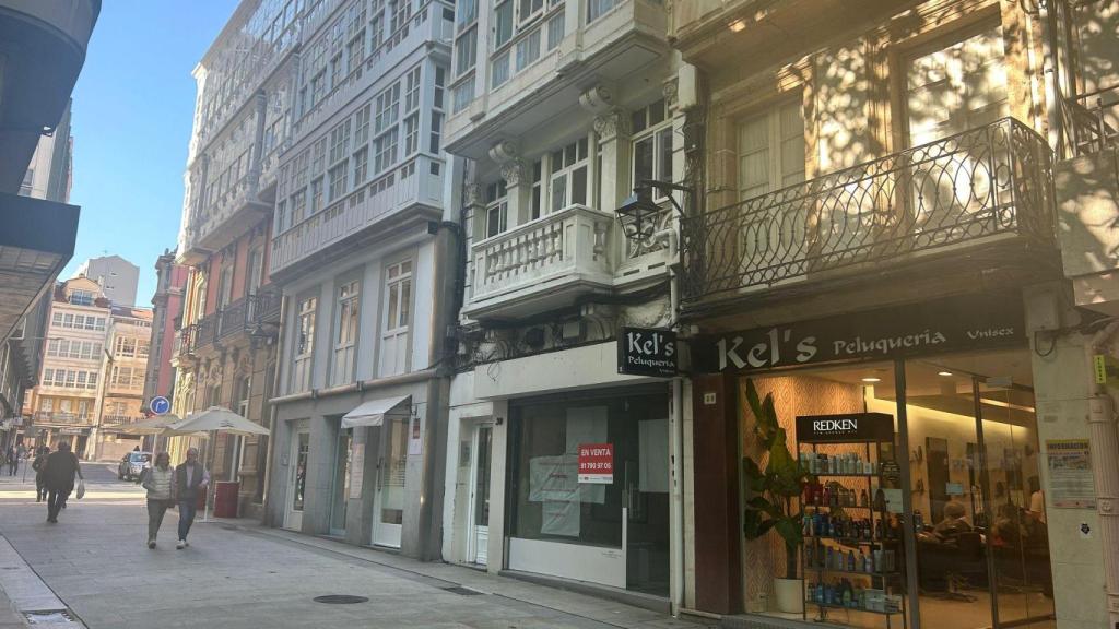 Entrada desde la Castrense a la plaza.