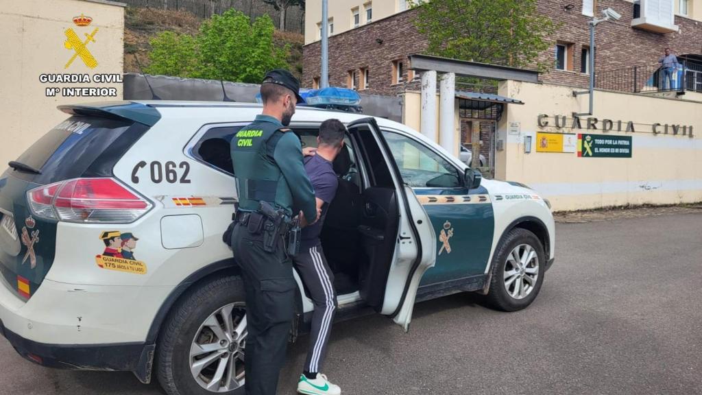 Detenido por la Guardia Civil