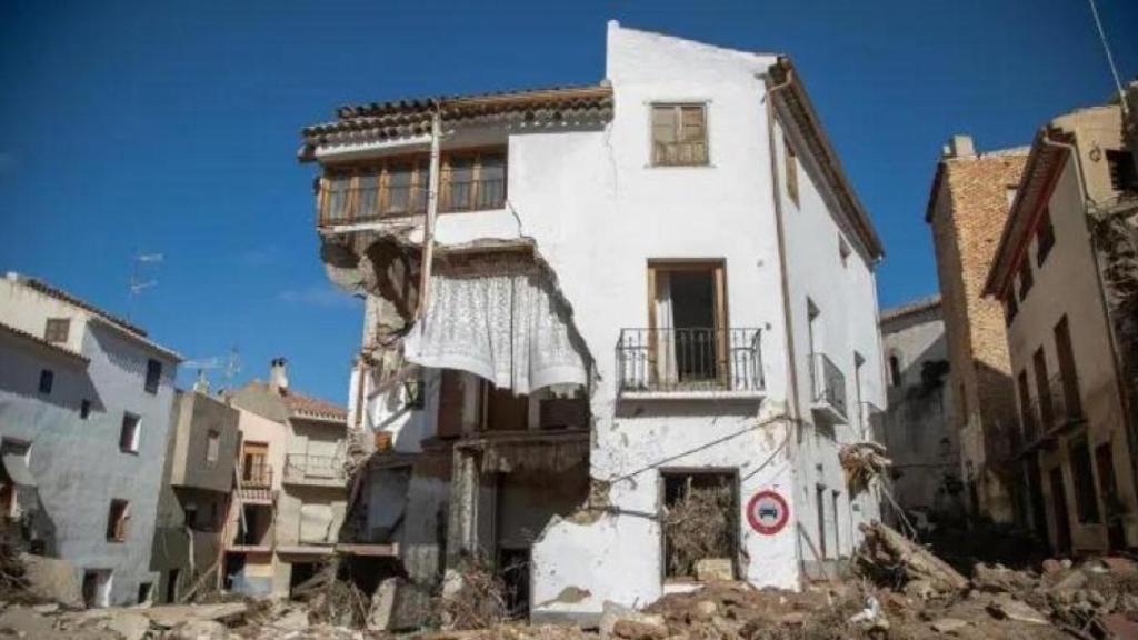 Viviendas derruidas tras la dana. EE