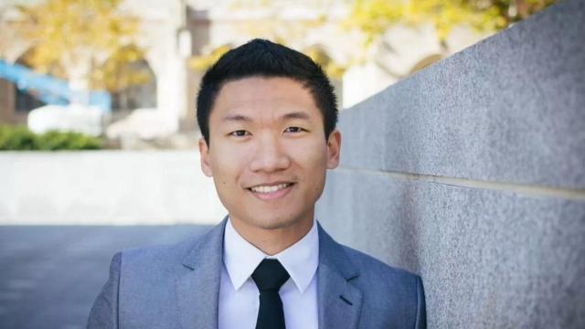 El neurólogo Baibing Chen.