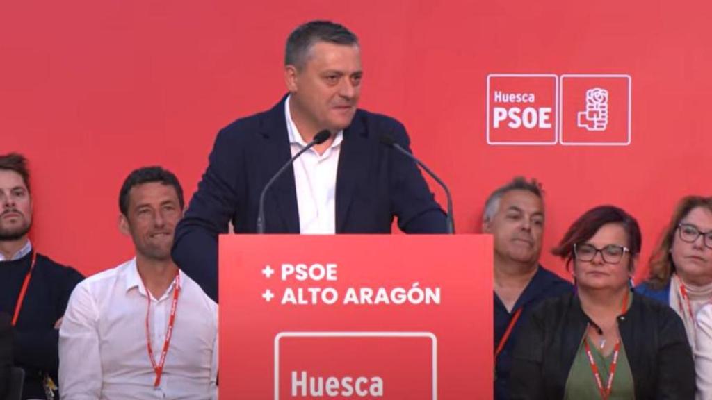 Fernando Sabés, durante su discurso en el congreso del PSOE de Huesca.