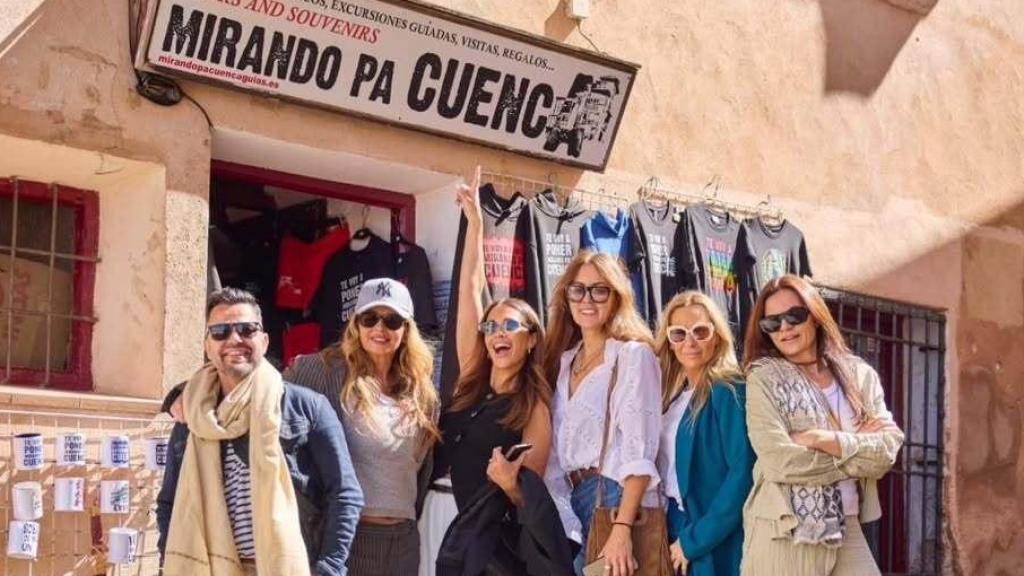 Paula y sus amigos en Cuenca.