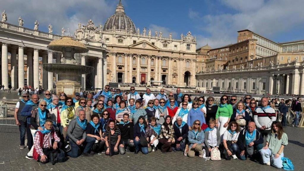 El grupo de peregrinos de Laguna de Duero en Roma