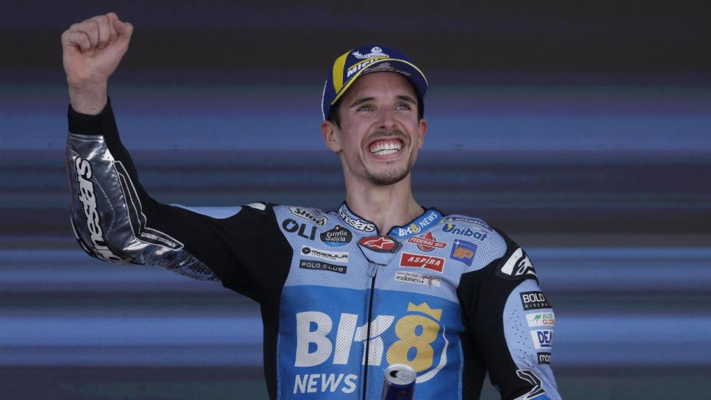 Álex Márquez celebra la victoria en el GP de España.