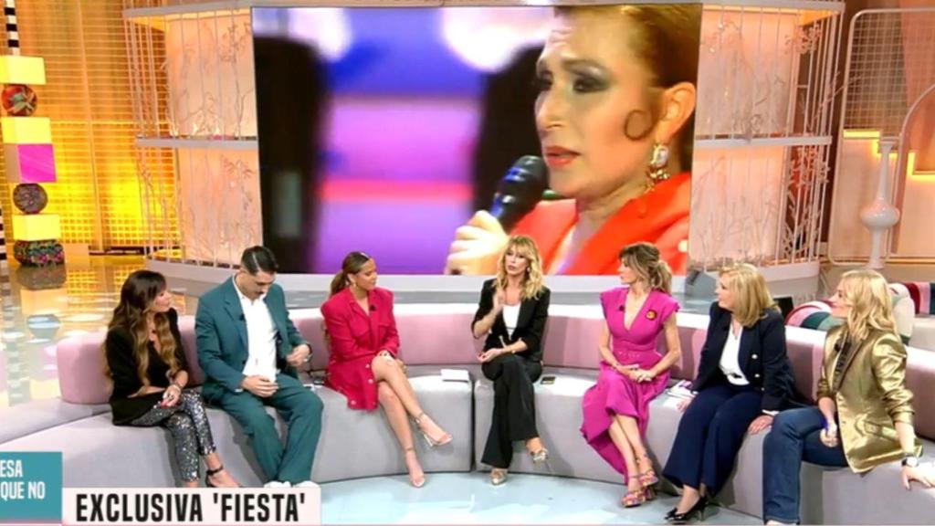 Colaboradores en plató.