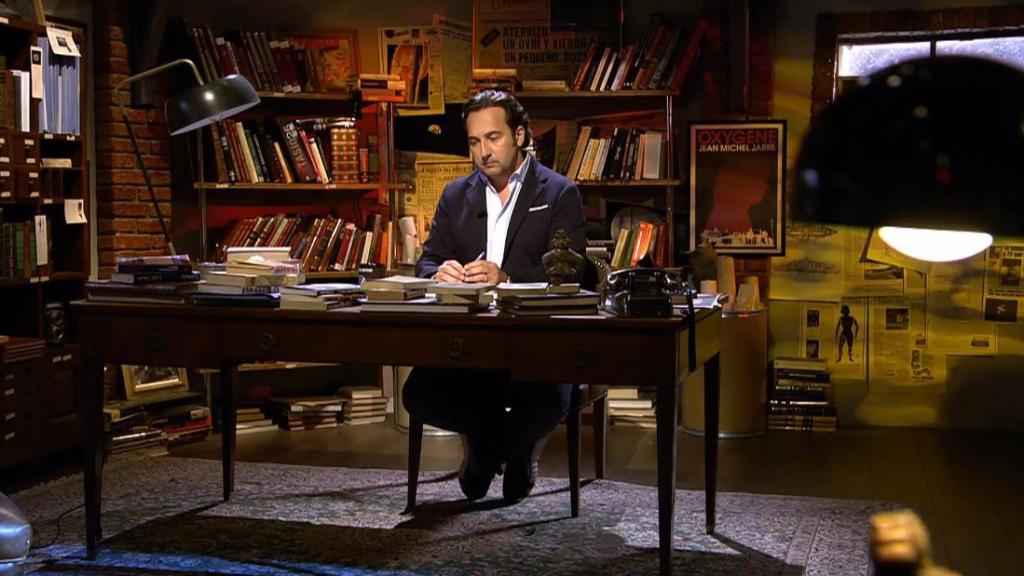Iker Jiménez, en el cierre de 'Cuarto Milenio' este domingo.
