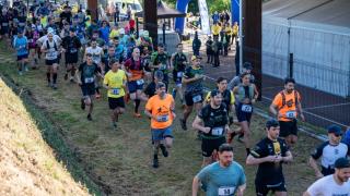 Cerca de 500 deportistas participan en la Travesía do Xalo de Culleredo (A Coruña).