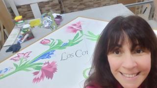 La artista ha permitido que se pueda abrir esta caseta.