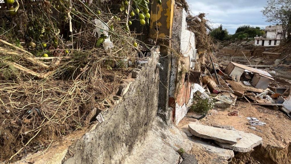 Accesos a la vivenda. EE