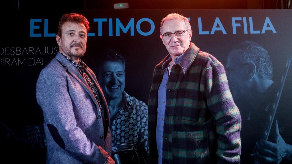 Los cantantes Manolo García (i) y Quimi Portet (d), del ‘Último de la Fila’. Foto: Europa Press.