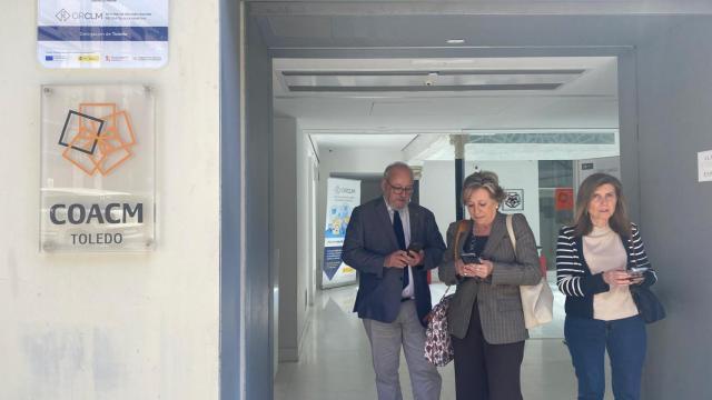 En el Colegio de Arquitectos de Toledo buscaban cobertura para su reunión telemática.