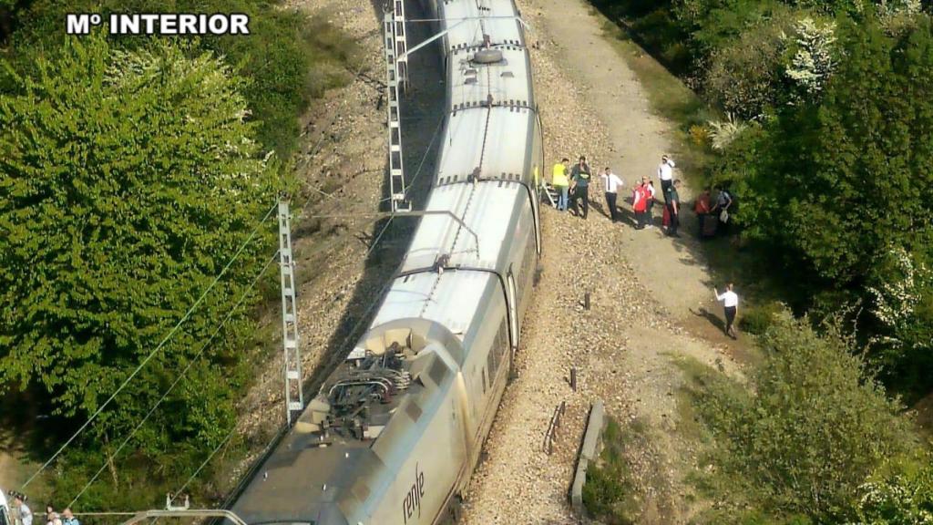 Auxilio tren parado proximidades de Bembibre