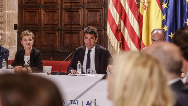 El presidente de la Generalitat valenciana, Carlos Mazón, durante una reunión con representantes empresariales, en el Palau de la Generalitat, imagen de archivo. Europa Press / Rober Solsona