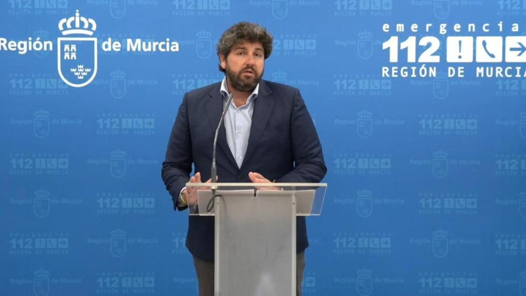 López Miras, este lunes, durante una de sus comparecencias de prensa por el gran apagón.