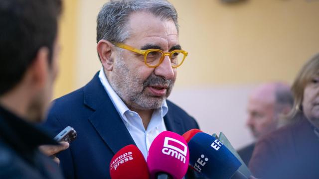 Jesús Fernández Sanz, consejero de Sanidad de Castilla-La Mancha, tras la reunión del CECOP.