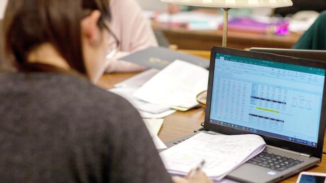 ¿Por qué demanda el sector financiero a ingenieros y perfiles con formación técnica?