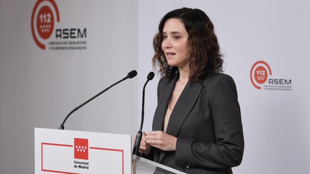 Isabel Díaz Ayuso  en su comparecencia y rueda de prensa en la sede de ASEM 112 ante la situación por el apagón eléctrico tras presidir la reunión del comité de dirección del PLATERCAM.