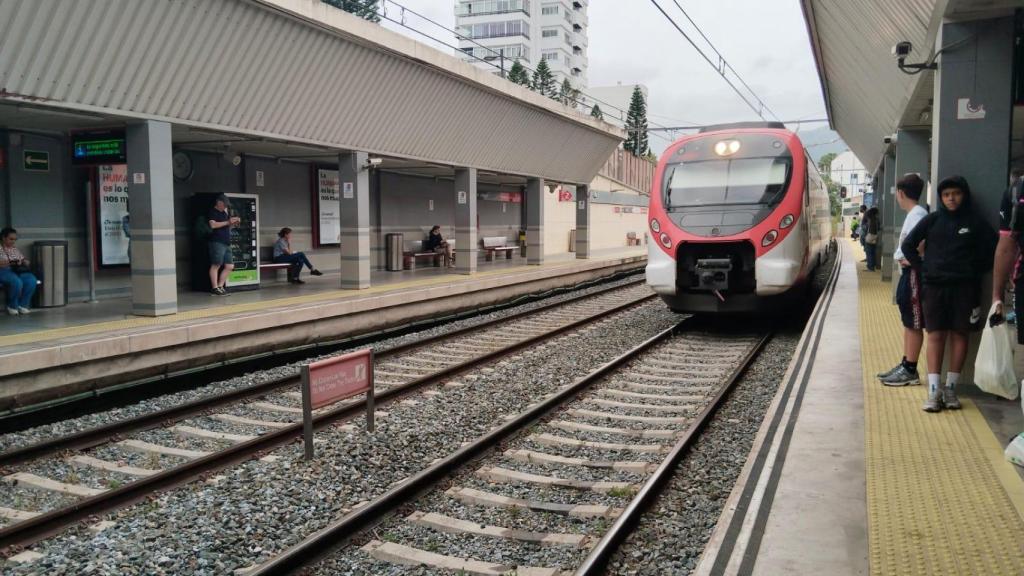 El Cercanías en Benalmádena.