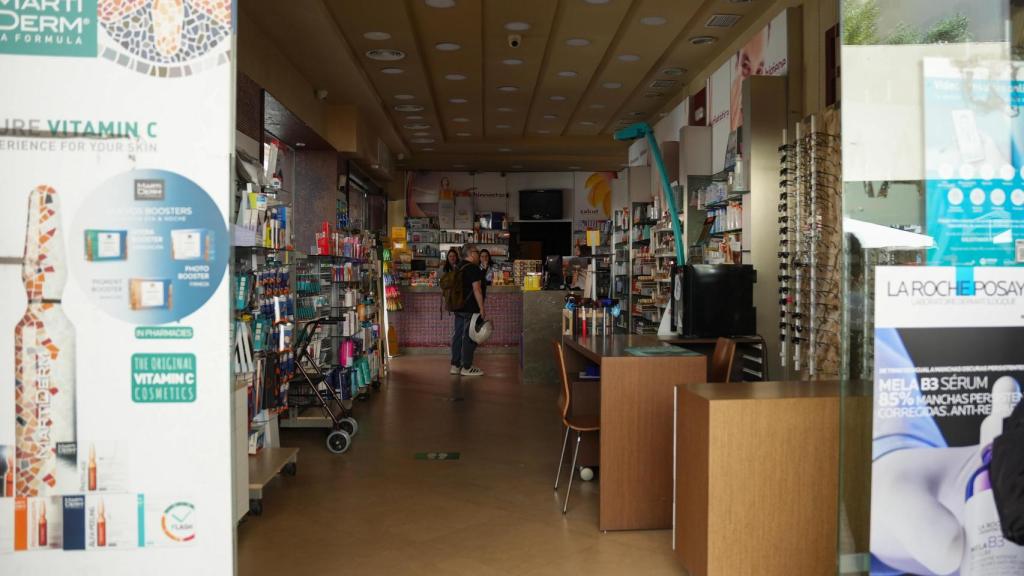 Una farmacia andaluza durante el apagón eléctrico