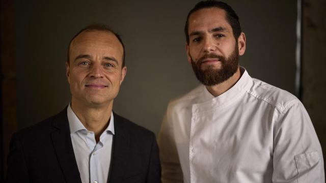 Rubén Hernández (derecha) y Miguel Ángel Millán (izquierda), son el alma de EMi, el futuro restaurante del barrio de Vallehermoso.