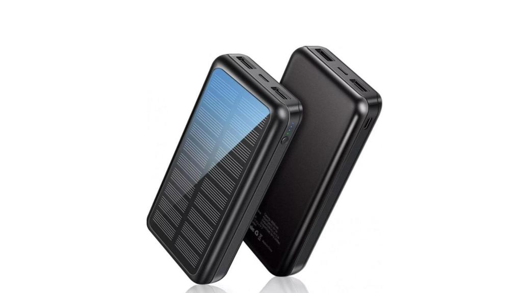 La batería externa con paneles solares que vende Carrefour