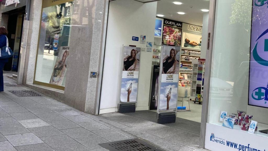 Los comercios retoman su actividad este martes en Santiago.