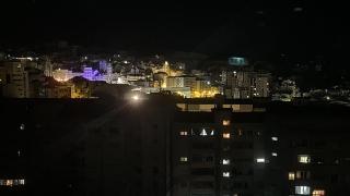Imagen de Vigo iluminada esta madrugada compartida por el portavoz del BNG, Xabier P. Igrexas.