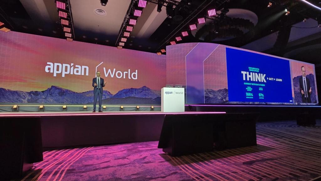 Matt Calkins, CEO y cofundador de Appian, durante la puesta de largo de los agentes de IA de la compañía y su triple capacitación para pensar, actuar y aprender.