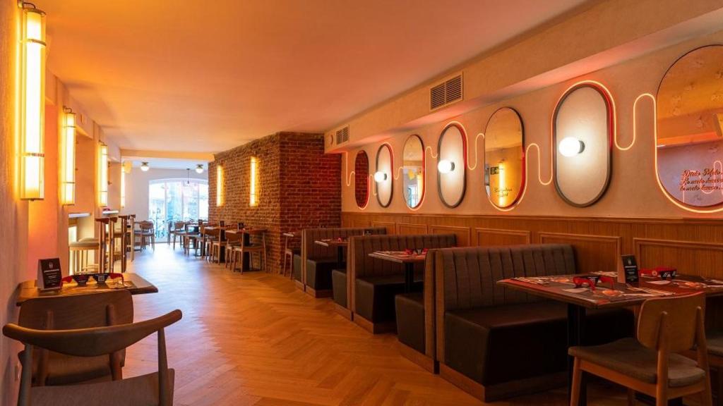 Interior del restaurante de Goiko en la Puerta de Sol.