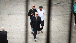 Alberto Chicote y su equipo grabando Batalla de Restaurantes en la Plaza Mayor de Salamanca