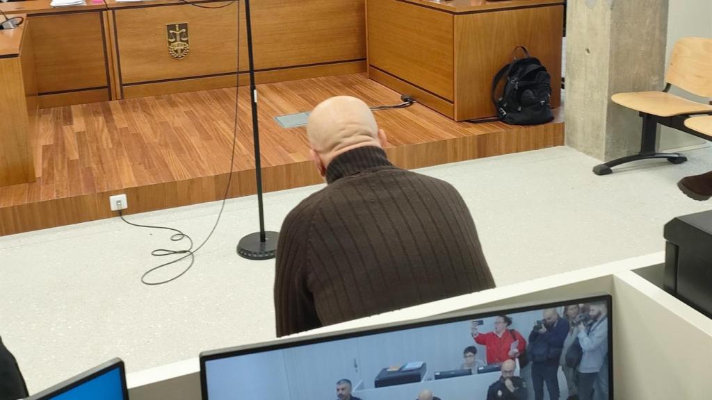 Miguel Ángel F.D., condenado a 16 años y 2 meses de prisión por robar un coche en Vigo con una madre y sus dos hijos dentro.